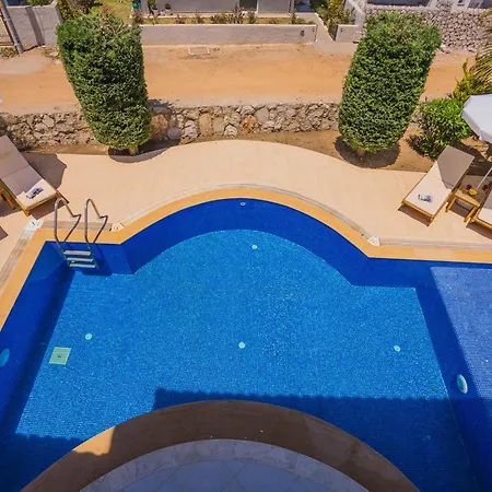 Вилла Hanel Life Royale 15 With Private Pool *