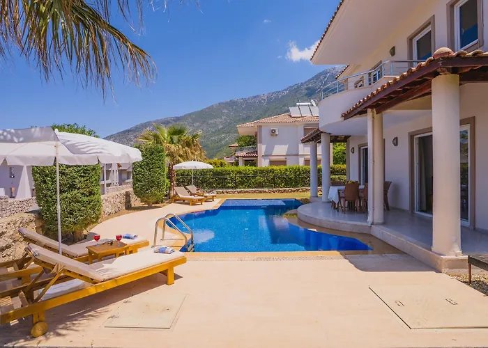 Hanel Life Royale 15 With Private Pool *