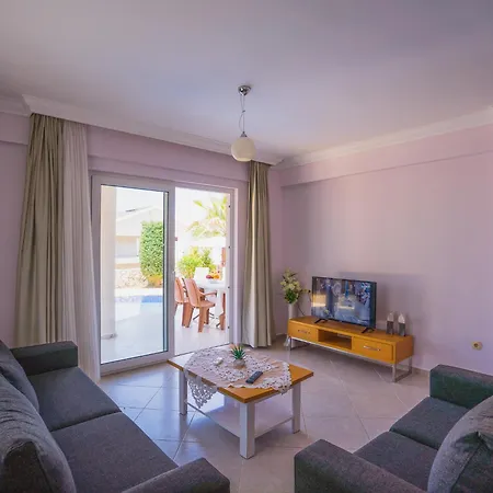 Hanel Life Royale 15 With Private Pool